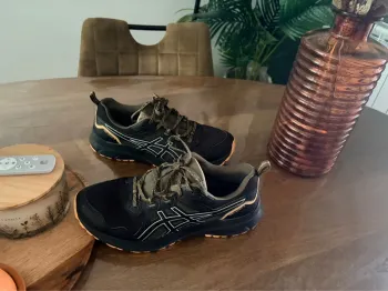 Used Asics Trail Scout 3 bike — image 2 of 5