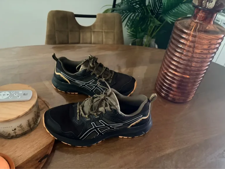Used Asics Trail Scout 3 bike — image 2 of 5