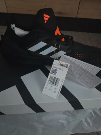 Used Adidas pureboost 22 bike — image 4 of 6