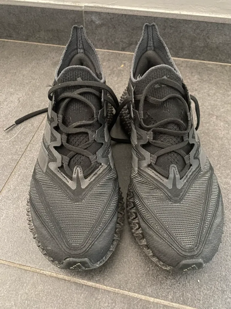 Used Adidas 4DFWD bike — image 3 of 11
