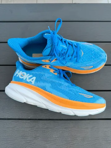 Used Orange Clifton 9 Running Shoes