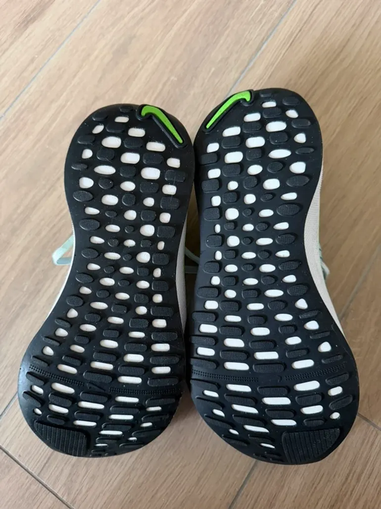 Used Nike Infinity Run 4 bike — image 5 of 7