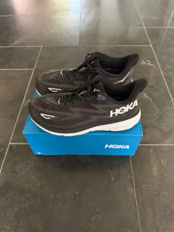 Used Hoka Clifton 9 bike — image 3 of 7