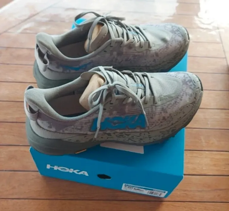 Used Hoka Speedgoat 6 bike — image 3 of 6