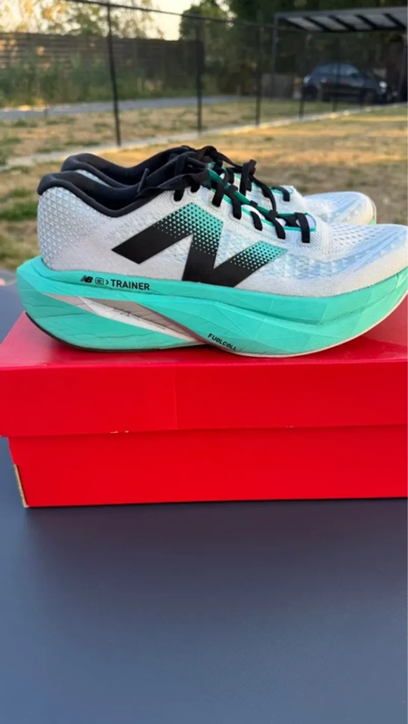 Gebrauchtes New Balance Supercomp Trainer v3 Running Shoes