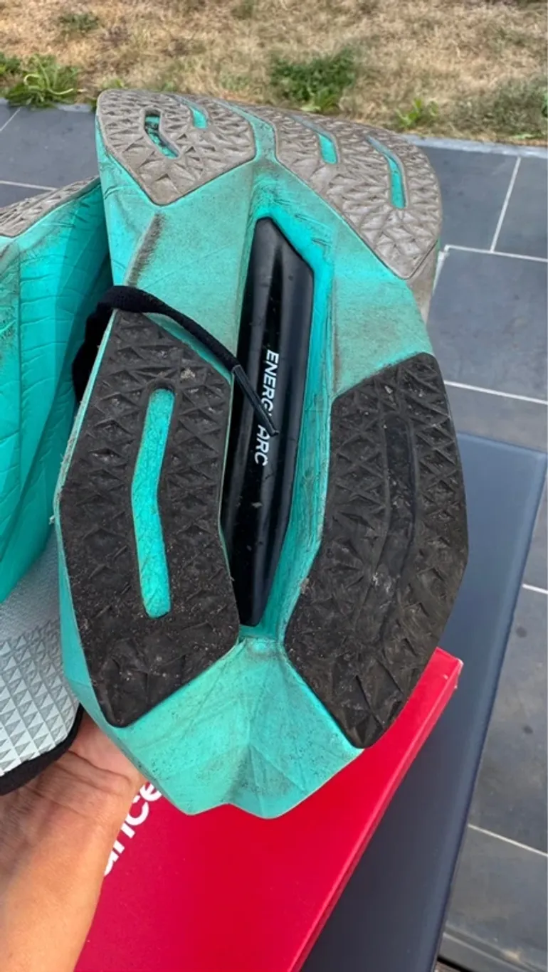 Used New Balance Supercomp Trainer v3 bike — image 6 of 6