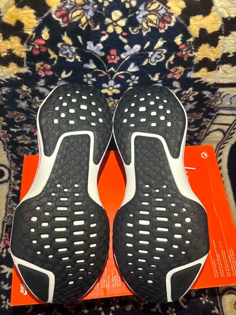 Used Nike ZoomX Invincible Run bike — image 14 of 15