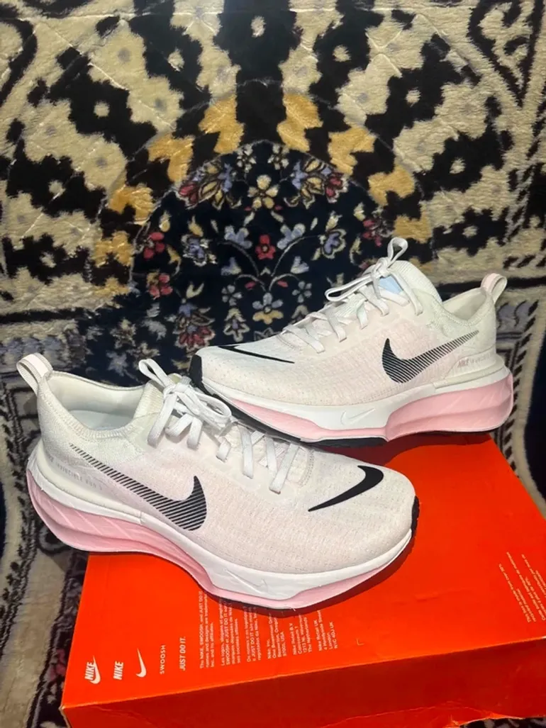 Used Nike ZoomX Invincible Run bike — image 2 of 15