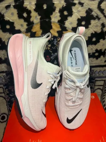 Used Nike ZoomX Invincible Run bike — image 3 of 15