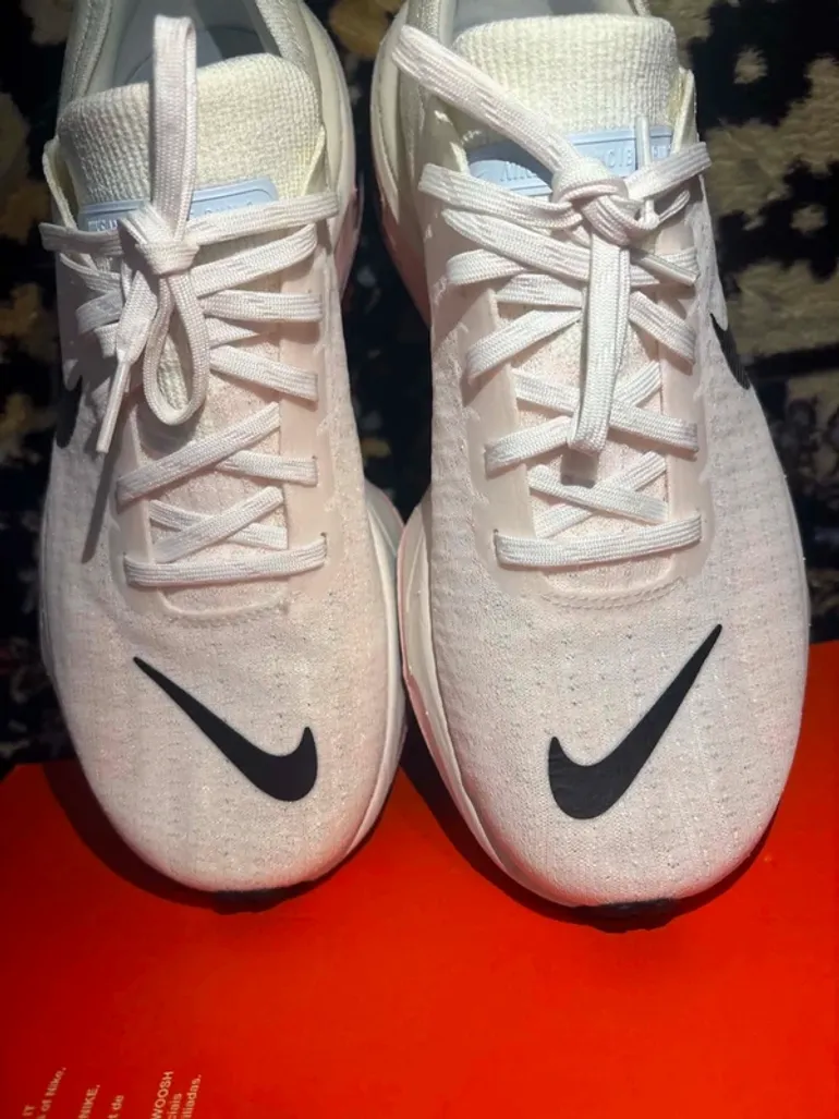 Used Nike ZoomX Invincible Run bike — image 10 of 15