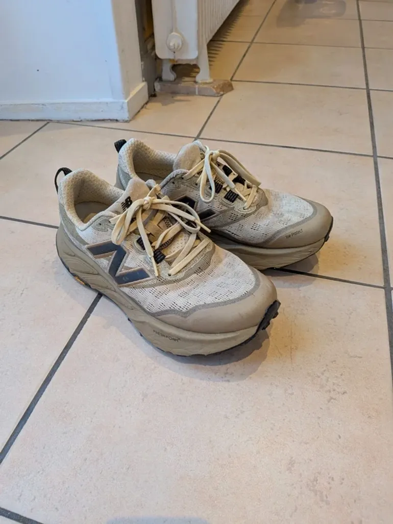 Gebrauchtes New Balance Fresh Foam X Hierro v9 bike — Bild 4 von 5
