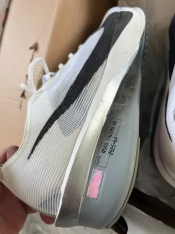 Used Nike Vaporfly 4 bike — image 4 of 6