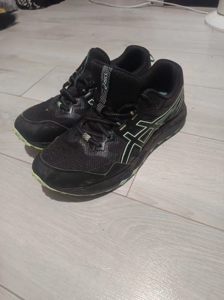 Used Asics Gel-Sonoma 7 bike — image 1 of 6