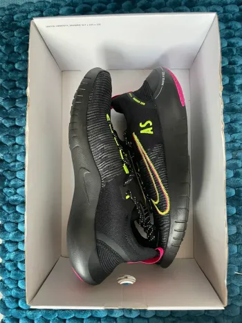 Used Nike Free RN FK NN bike — image 11 of 12