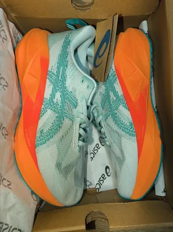 Gebrauchtes Asics Novablast 5 bike — Bild 5 von 5