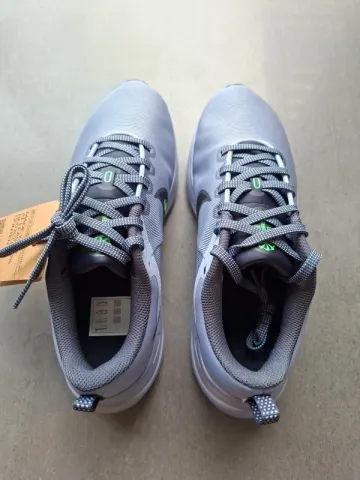 Tweedehands Nike Downshifter 12 bike — afbeelding 2 van 10