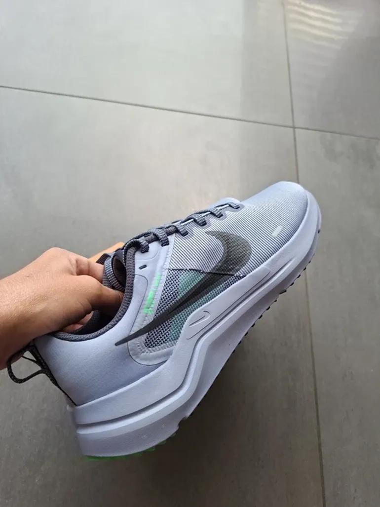 Tweedehands Nike Downshifter 12 bike — afbeelding 4 van 10