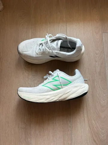New Balance Fresh Foam 1080 bike d'occasion — image 2 sur 5