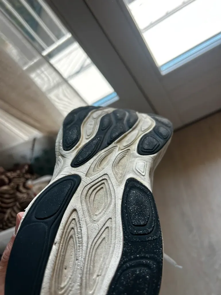 New Balance Fresh Foam 1080 bike d'occasion — image 4 sur 5