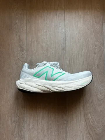 New Balance Fresh Foam 1080 bike d'occasion — image 1 sur 5
