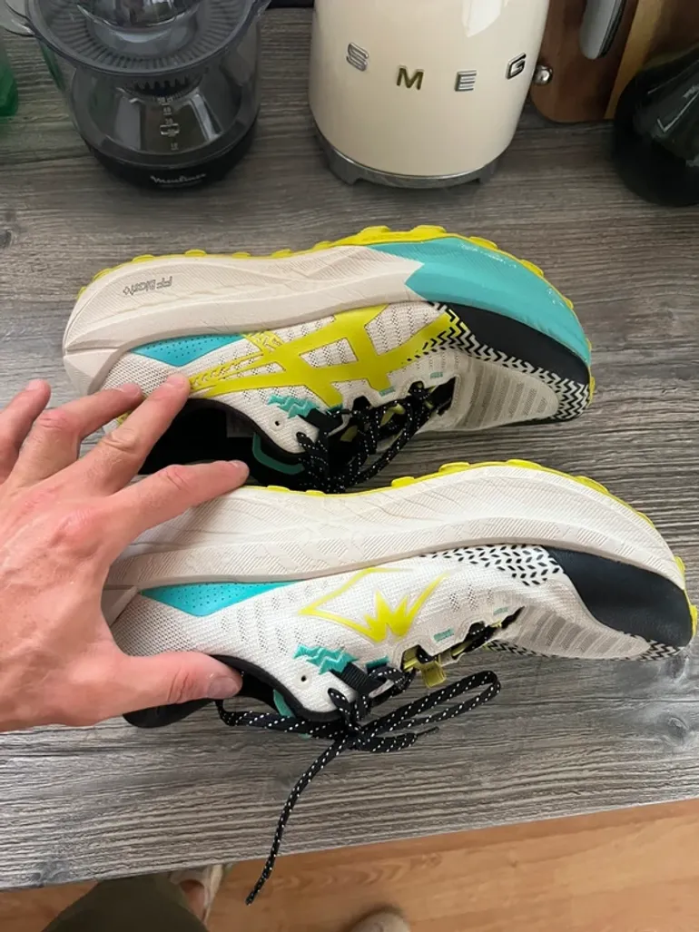 Used Asics Trabuco Max bike — image 2 of 11