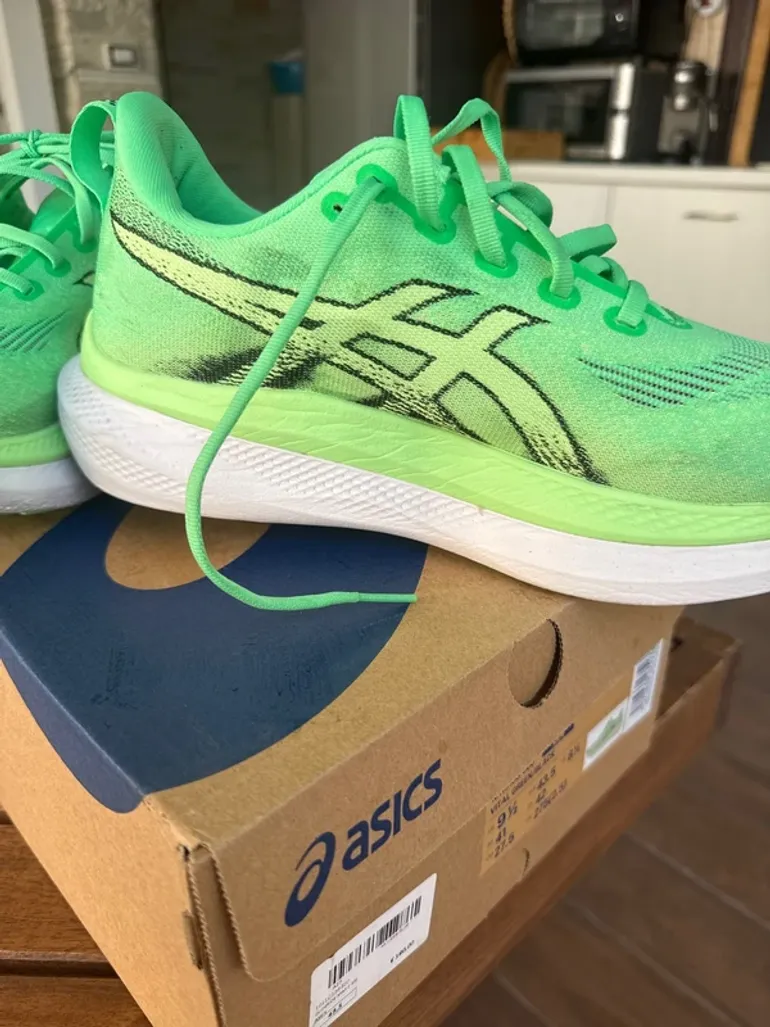 Used Asics Glideride Max bike — image 2 of 4