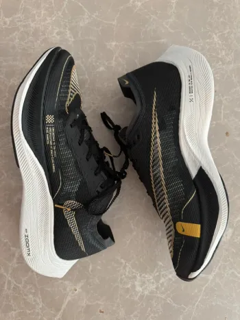 Gebrauchtes Nike ZoomX Vaporfly Next% 2 bike — Bild 1 von 5