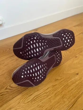 Used Nike Zoom X Invincible 3 bike — image 5 of 7