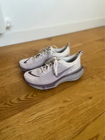 Used Nike Zoom X Invincible 3 bike — image 3 of 7
