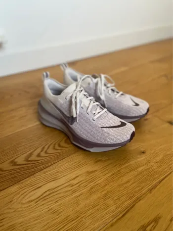 Used Nike Zoom X Invincible 3 bike — image 2 of 7