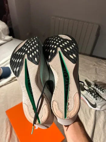 Used Nike ZoomX Streakfly 2 bike — image 4 of 6