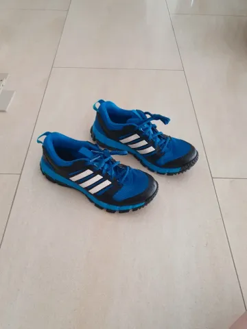 Used Adidas grip your run M18481 Running Shoes