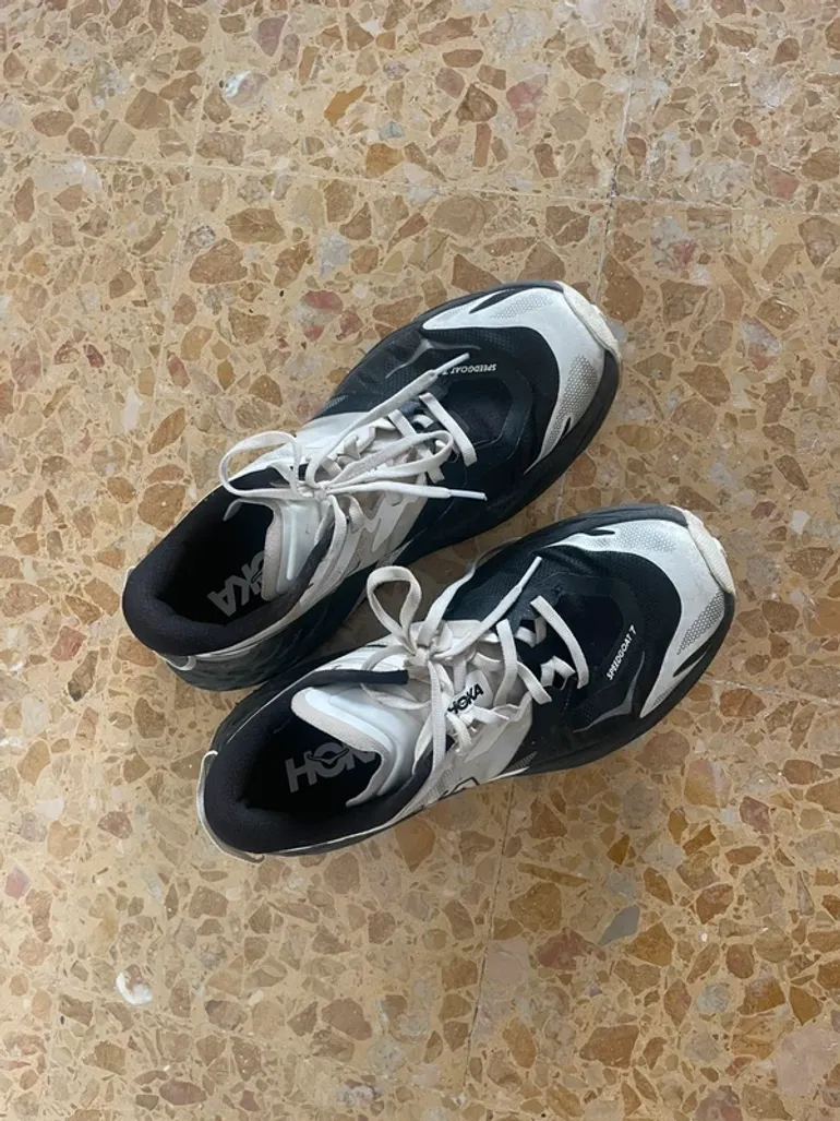 Used Hoka Speedgoat 7 bike — image 6 of 7