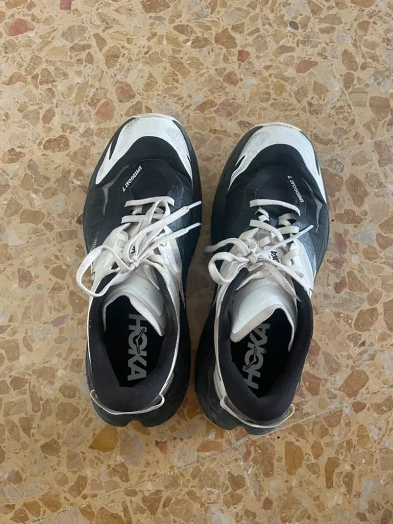 Used Hoka Speedgoat 7 bike — image 2 of 7