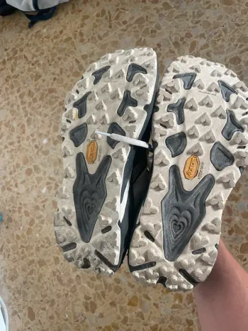 Used Hoka Speedgoat 7 bike — image 5 of 7
