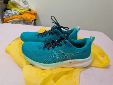 Used Asics Gel Pulse Running Shoes
