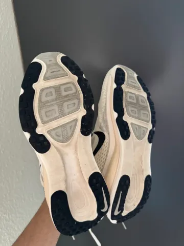 Used Nike Vomero 18 bike — image 2 of 7
