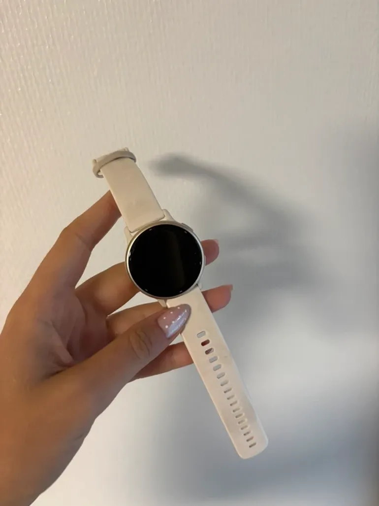 Used Garmin vivoactive 5 bike — image 2 of 4
