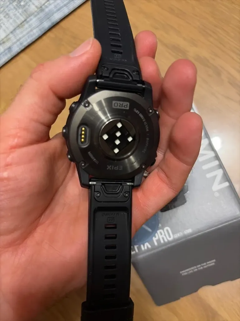 Used Garmin epix 2 pro sapphire 47mm bike — image 4 of 4