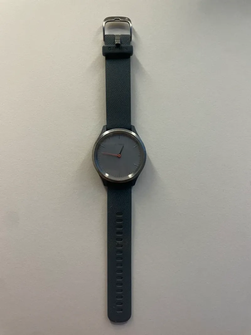 Used Garmin Vivomove 3s Electronics