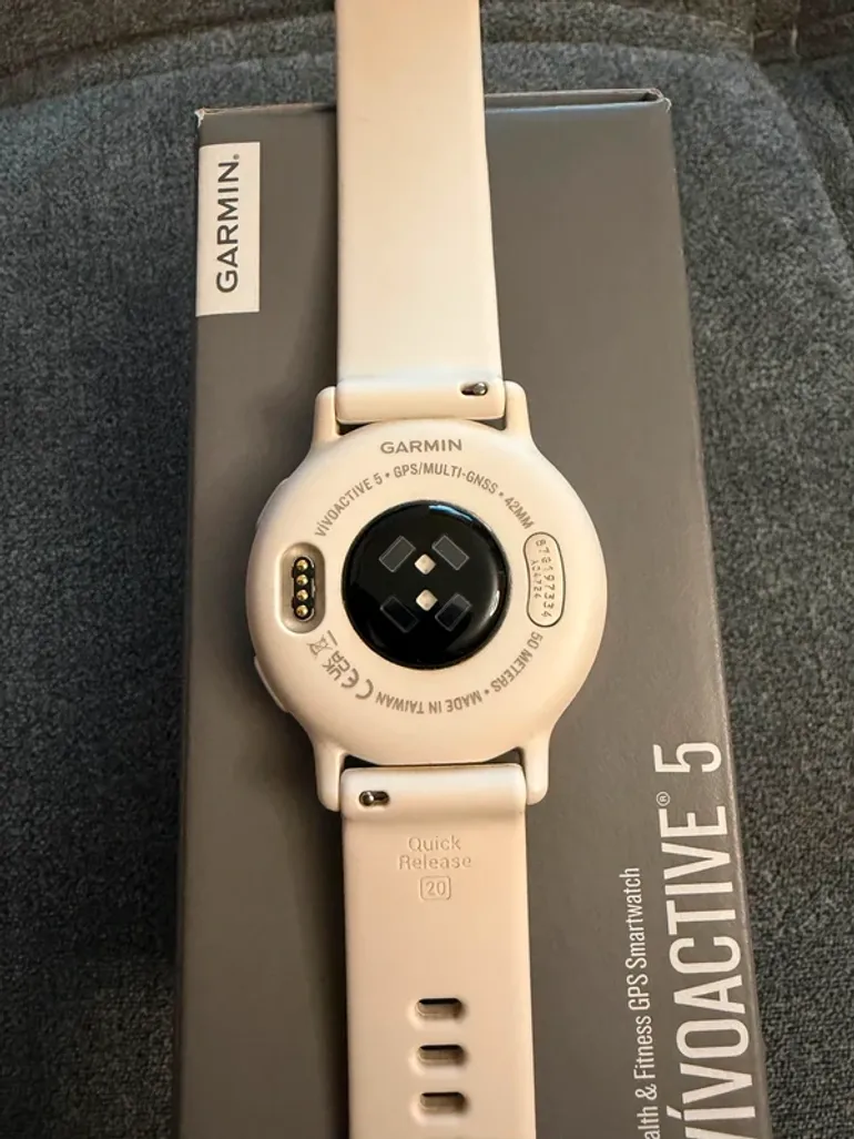 Used Garmin Vivoactive 5 bike — image 5 of 9