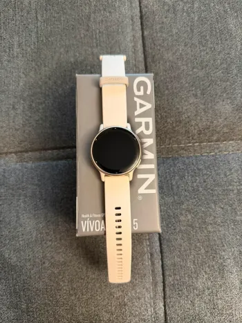 Used Garmin Vivoactive 5 bike — image 8 of 9