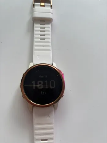 Used Garmin Fenix 6S Pro bike — image 3 of 7
