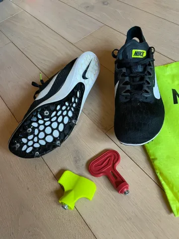 Used Nike Sprint Spike Shoes bike — image 3 of 10