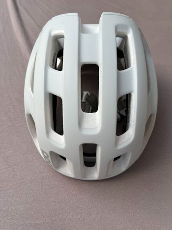 Used White Ventral Air MIPS 2024 bike — image 4 of 9