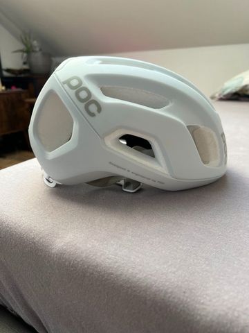 Used White Ventral Air MIPS 2024 bike — image 2 of 9