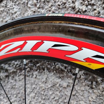 Used Zipp 404 Front Wheel bike — image 3 of 6
