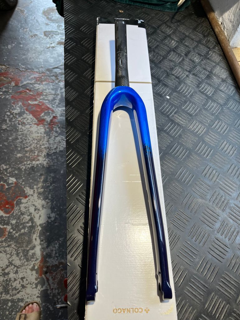 Gebrauchtes Colnago Rigid Carbon Fork 2025 bike — Bild 2 von 7
