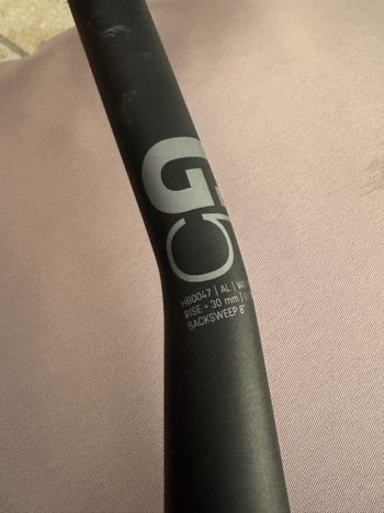 Used Canyon Canyon G5 Riser Bar Carbon – MTB Lenker - 30mm Rise – 31,8 x 800mm - 2024 bike