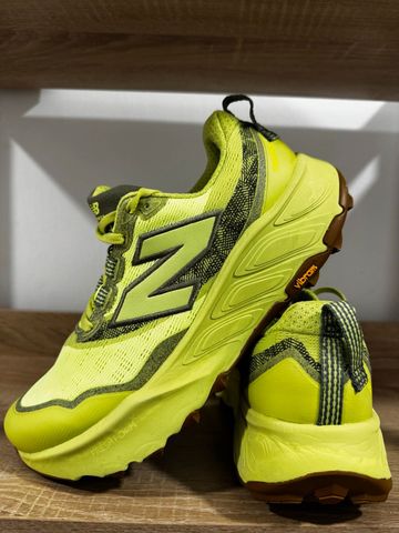 Gebrauchtes New Balance Hierro V9 Running Shoes
